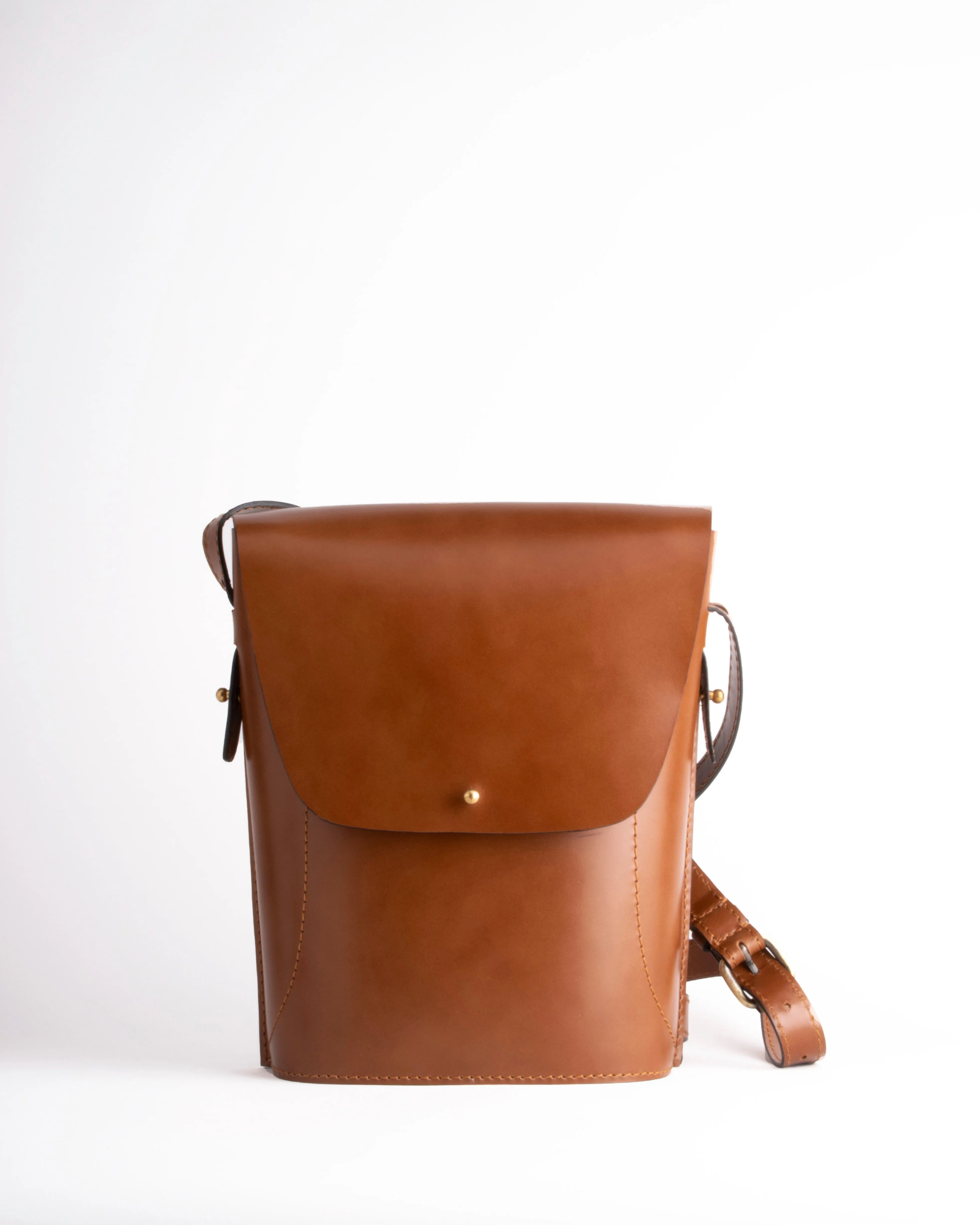 Everly Bucket Sling