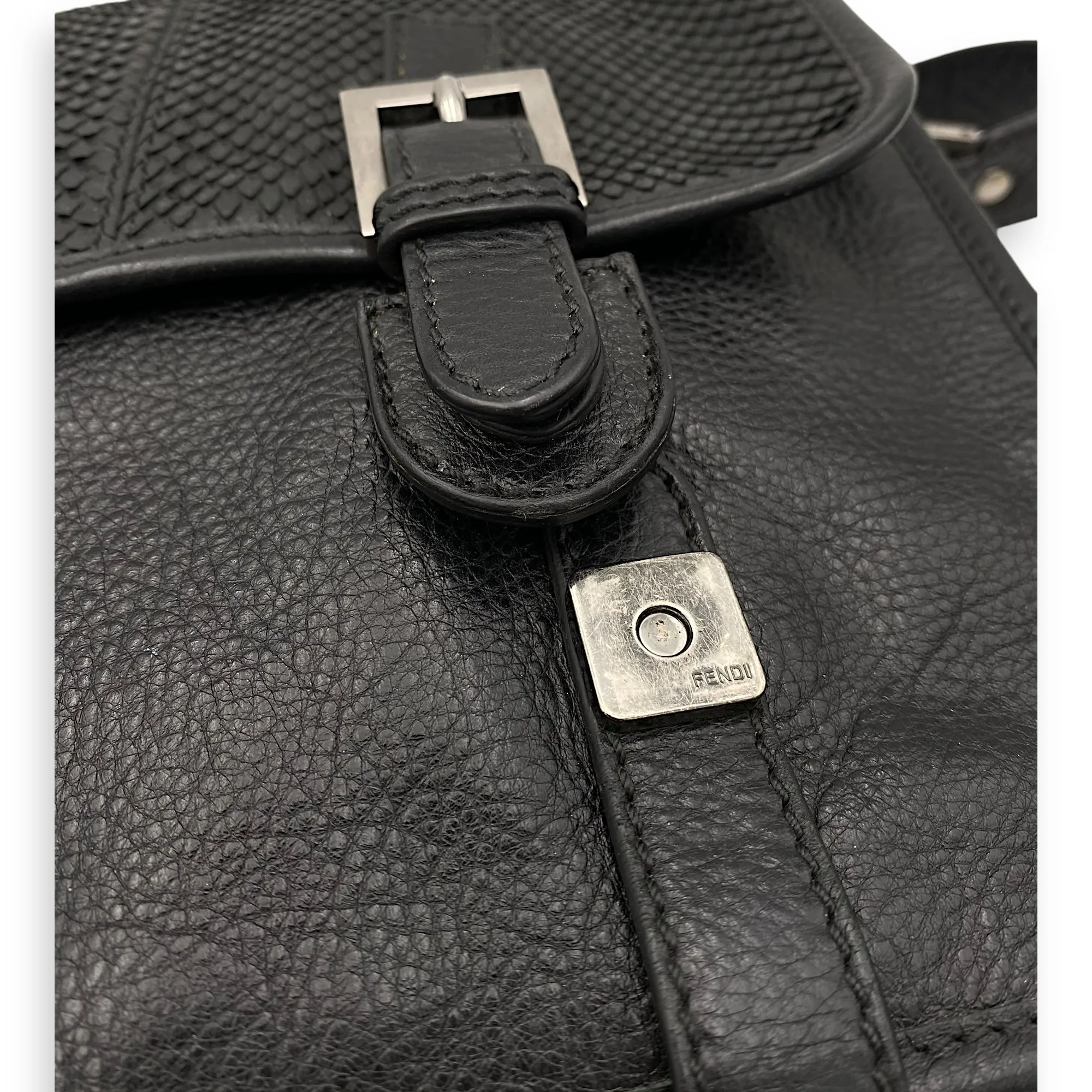 Messenger Bag Black in Calfskin, Silver