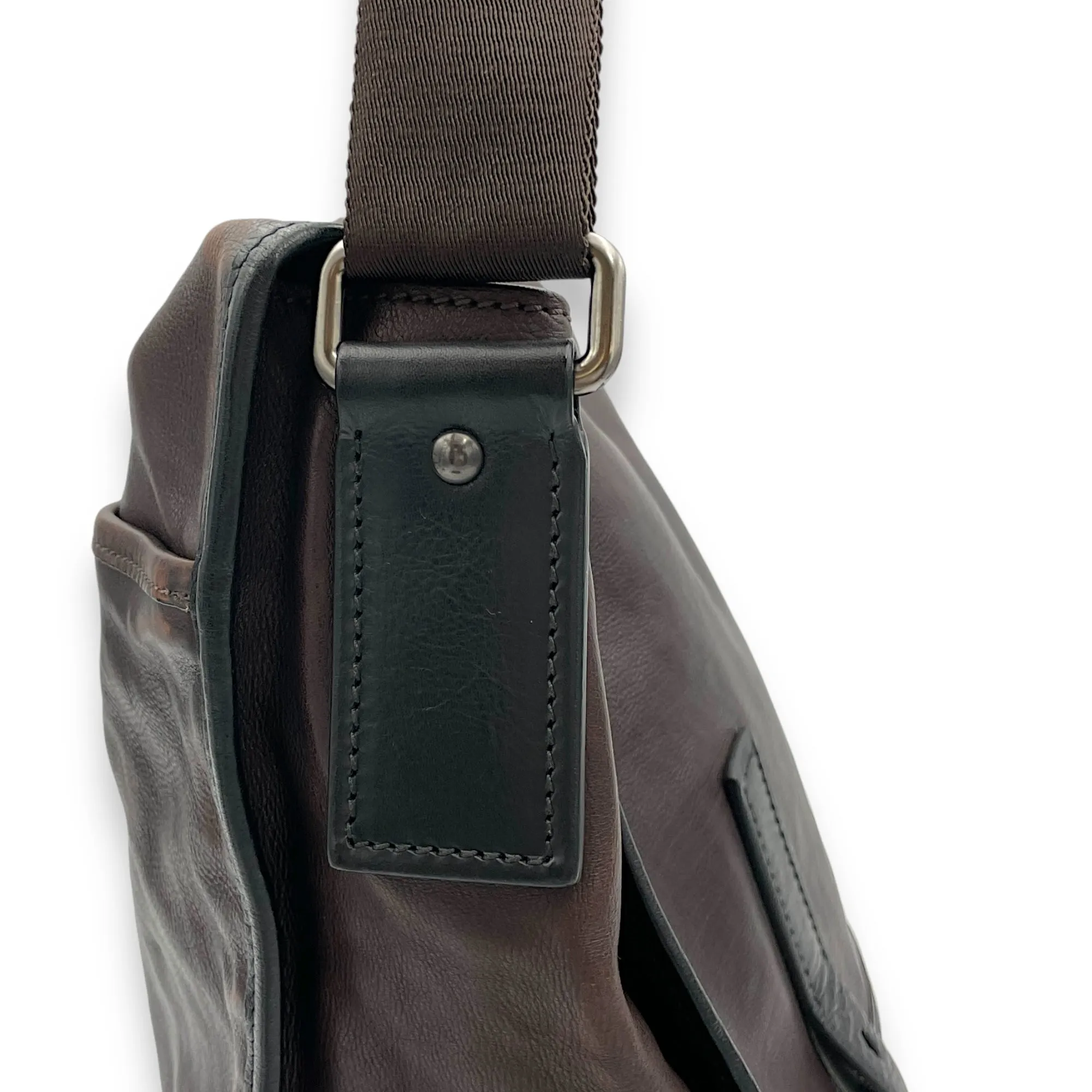 Messenger Brown in Calfskin, Silver hardware