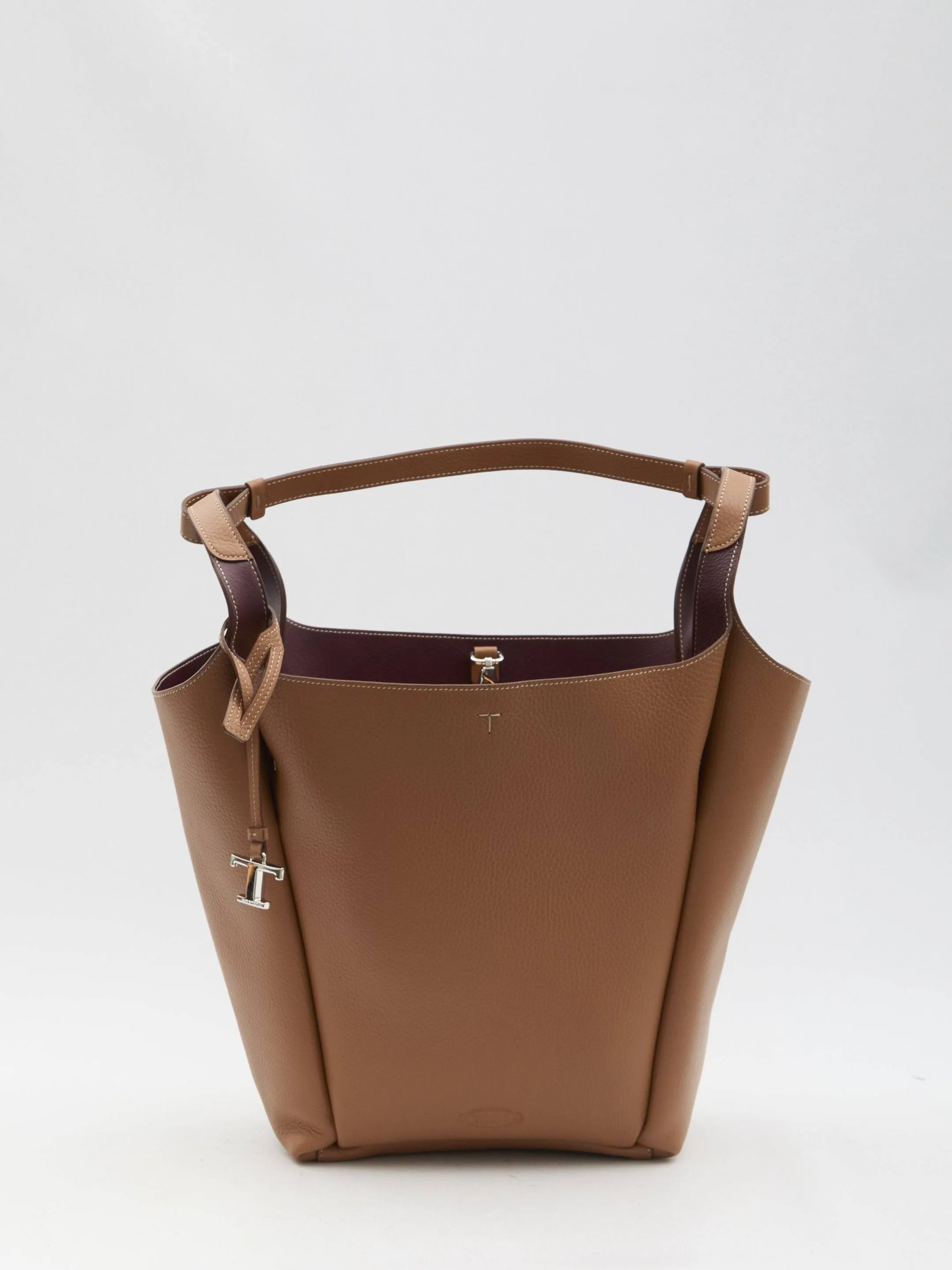 Tod's Medium Bucket Bag In Leather