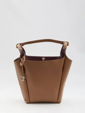 Tod's Medium Bucket Bag In Leather